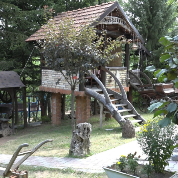 Sa Pešteri se ne odlazi gladan – ni dušom ni stomakom FOTO/VIDEO