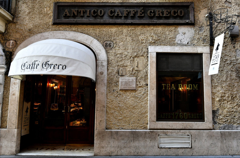 Zatvaraju čuveni kafić "Greko": Posećivali ga Leopardi, Gete, D'Anuncio...