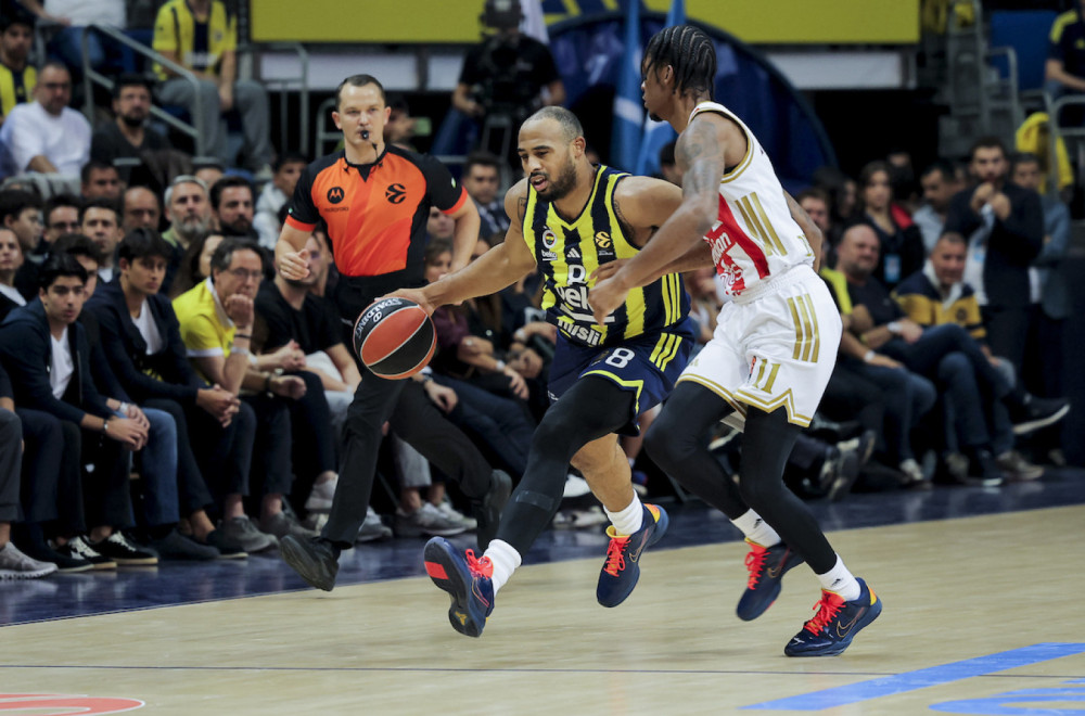 "Strašan" potez Amerikanca – zakucavanje za pamćenje i to protiv Zvezde VIDEO