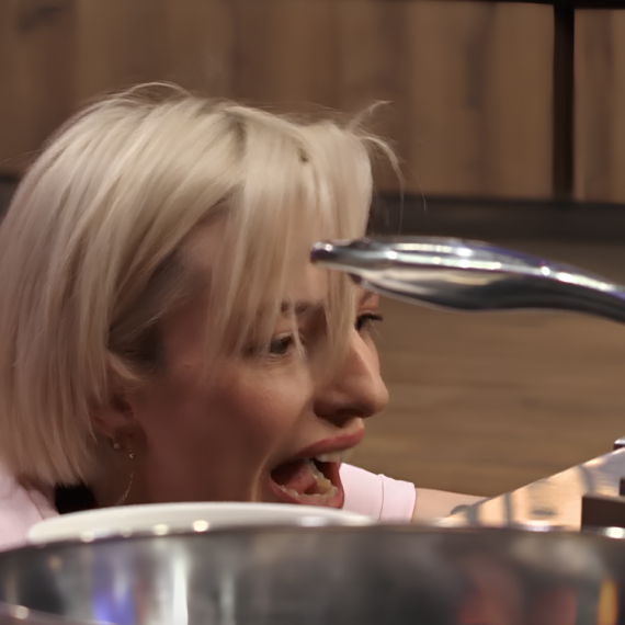 "Struja me opalila": Sanja doživela manji peh