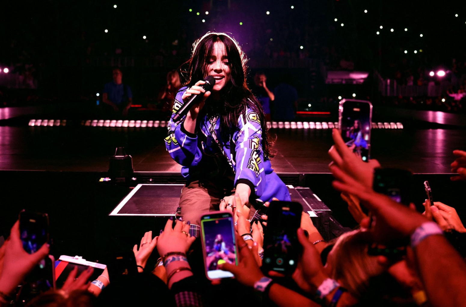 Poznata pevačica napadnuta na koncertu: Obezbeđenje hitno reagovalo VIDEO