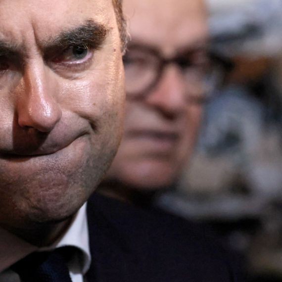 Moskva kritikuje Makrona: Čin očaja