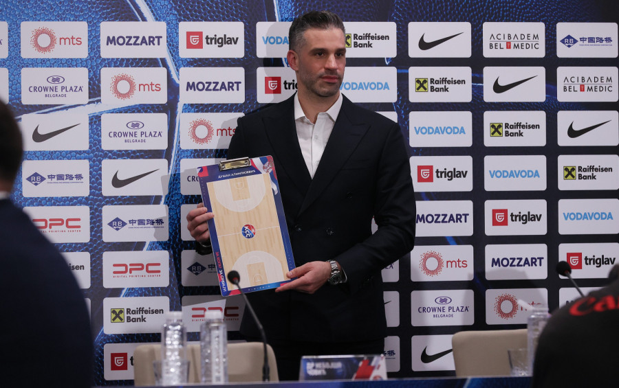 Alimpijević o klauzulama, egu, sramoti i obavezama – Ne, dok sam ja selektor! VIDEO