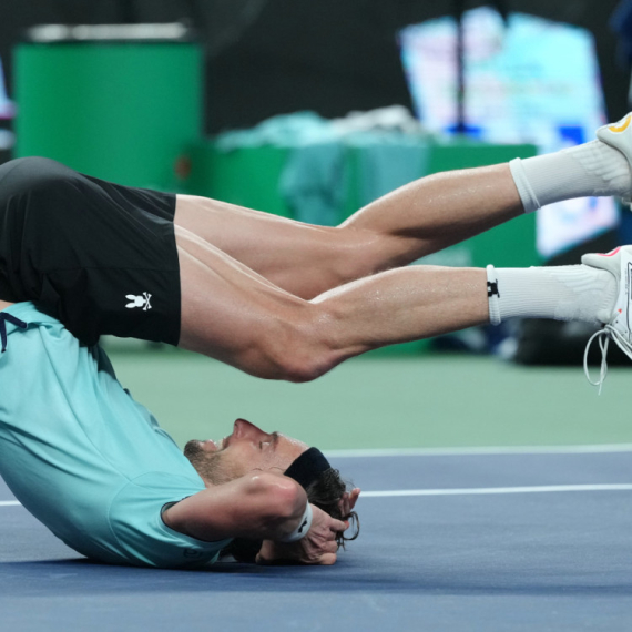 Prvorazredno iznenađenje u Šangaju – rođaci u finalu VIDEO