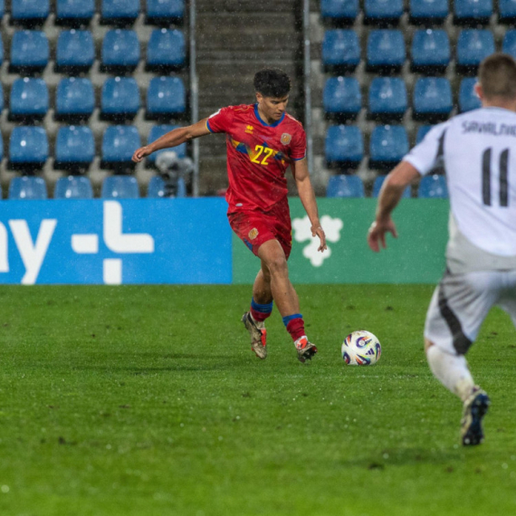 Glupost golmana režirala iznenađenje u grupi Srbije VIDEO