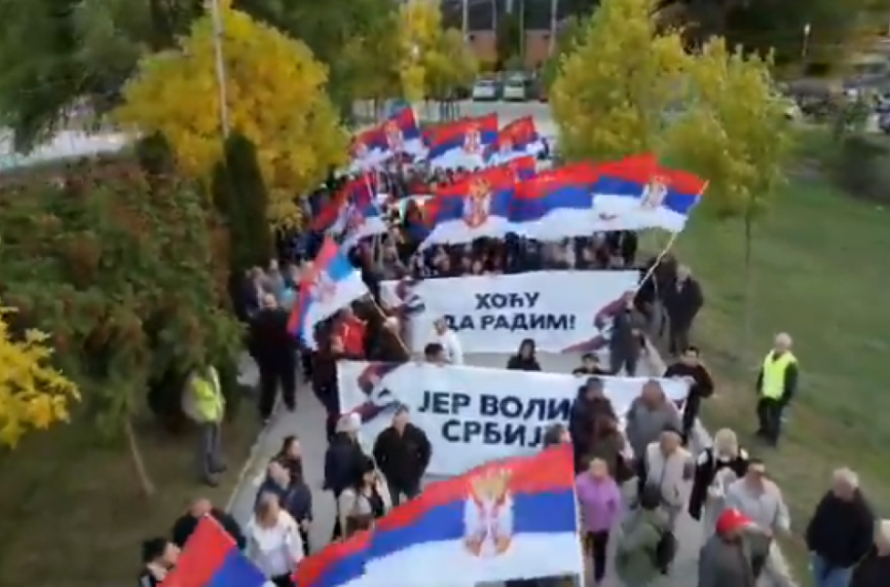 Građani Bele Palanke protiv blokada: "Jer volim Srbiju"; "Hoću da učim i radim"