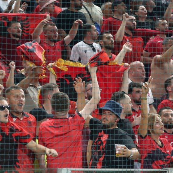 Albanci u ekstazi – od Prištine do Njujorka slavi se pobeda nad Srbijom VIDEO