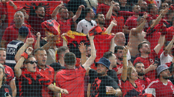 Albanci u ekstazi – od Prištine do Njujorka slavi se pobeda nad Srbijom VIDEO