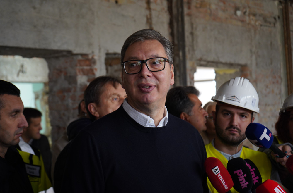 Vučić obišao radove na adaptaciji porodilišta Višegradska: Ulažemo 40 miliona evra za bolje uslove FOTO