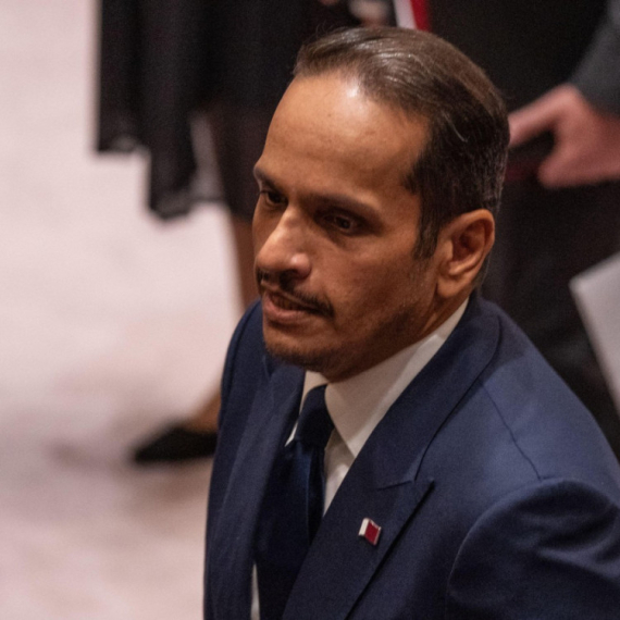 "Teški pregovori odloženi za kasnije"