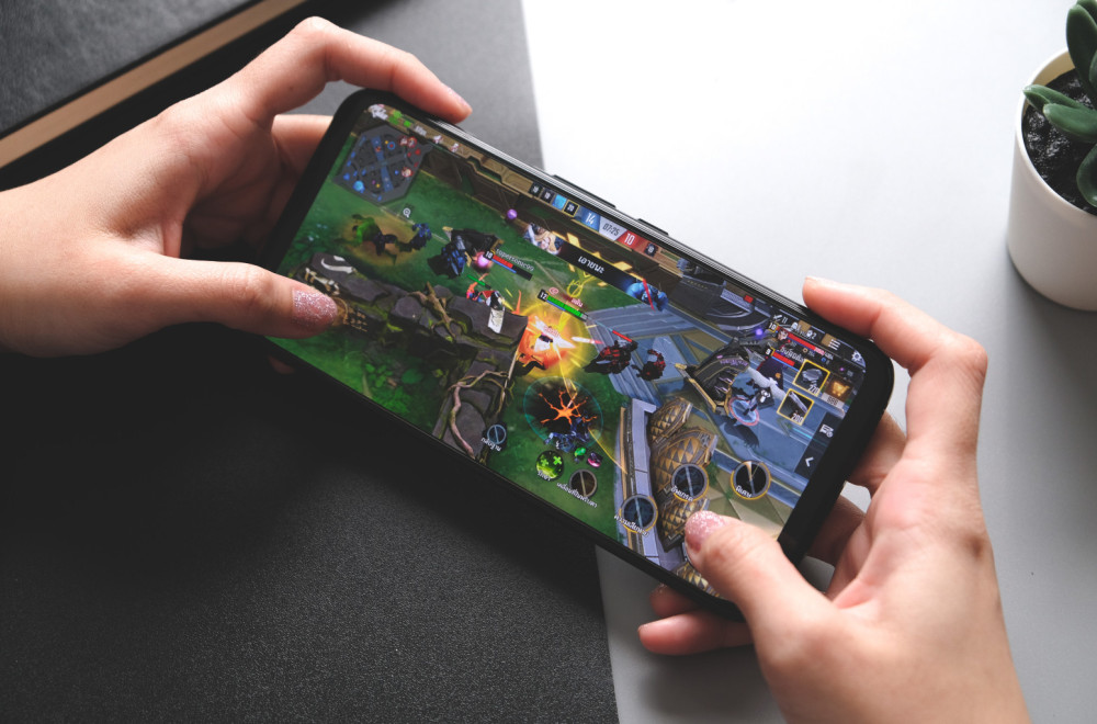 Ovaj gejming telefon ima vodeno hlađenje i najmoćniji procesor