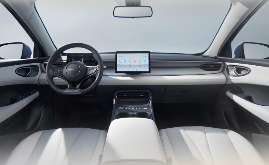 Samo u Kini: Plug-in hibrid sa dometom od 2.000 km košta manje od 10.000 evra FOTO