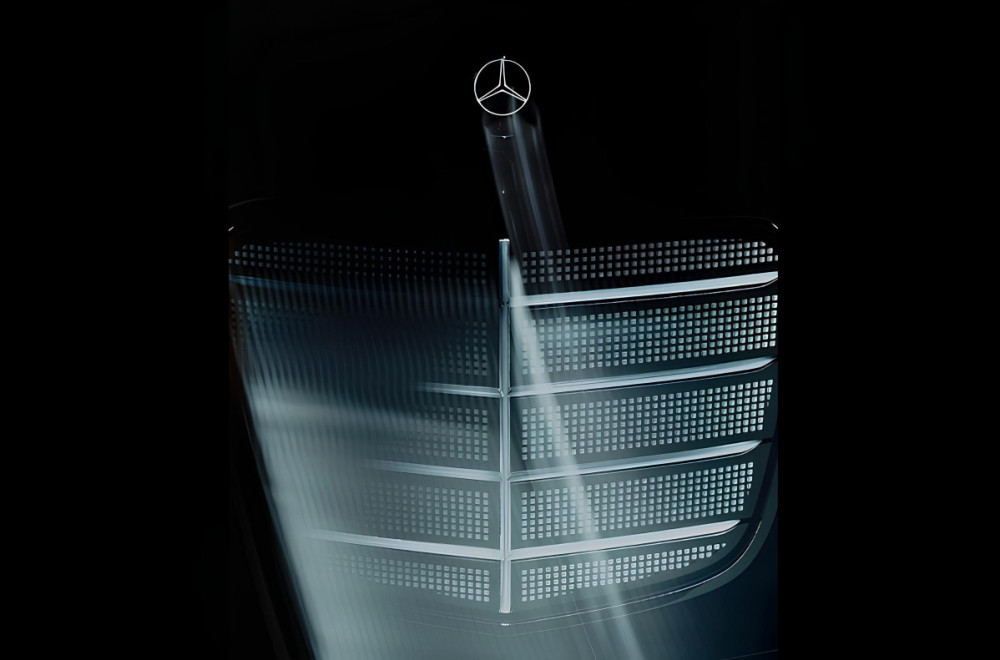 Mercedes vraća legendarni kupe – tizer otkriva retro glamur i futuristički potpis FOTO