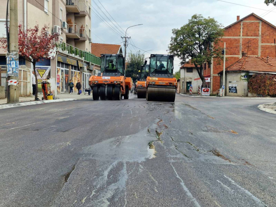 Rekonstruisana još jedna važna saobraćajnica u Leskovcu FOTO