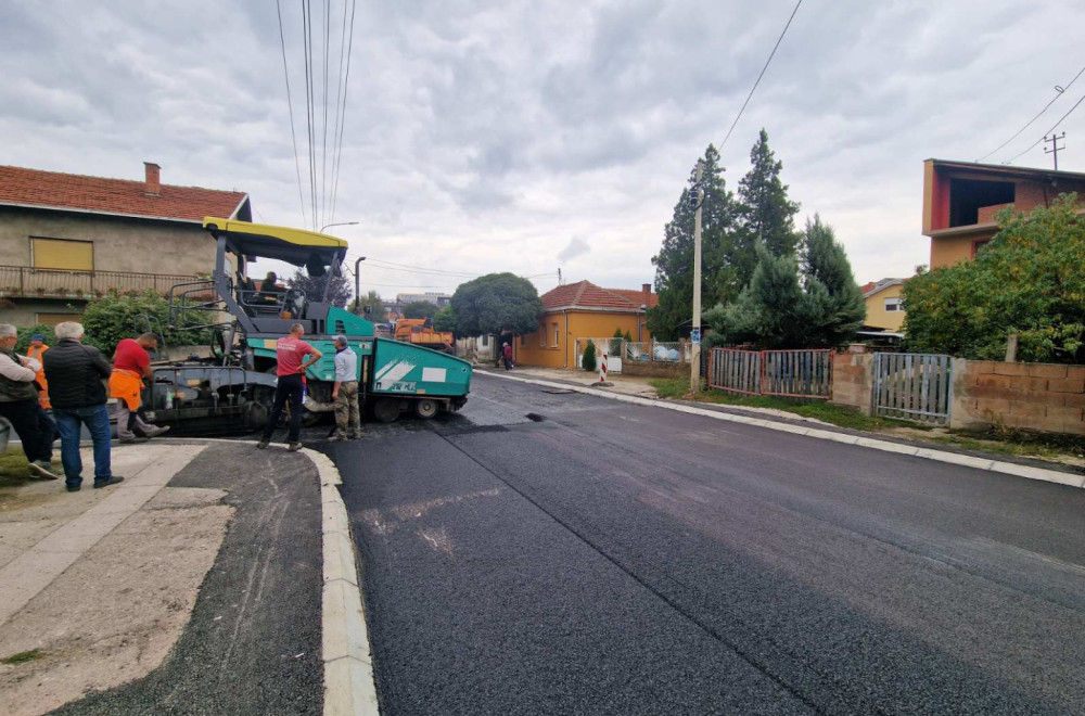 Rekonstruisana još jedna važna saobraćajnica u Leskovcu FOTO