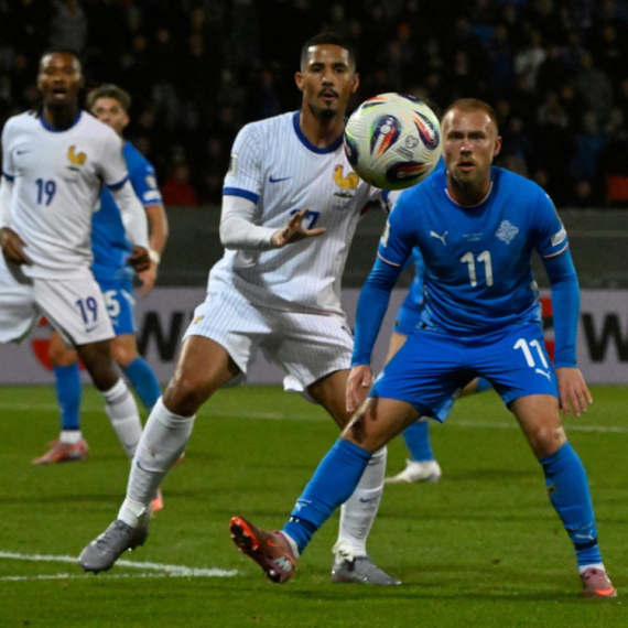 Tzv. Kosovo šokiralo Švedsku – kiks Francuske na Islandu – još jedna nula Slovenije