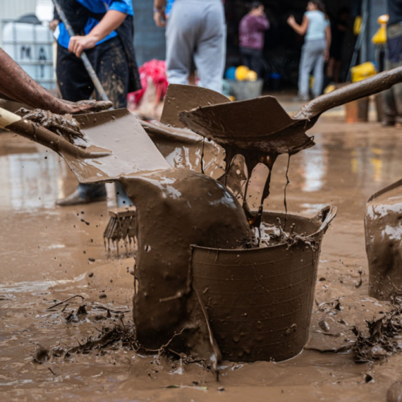 Građanima je rečeno: Ne tuširajte se, ne perite ruke i suđe; Izuzetno je opasno