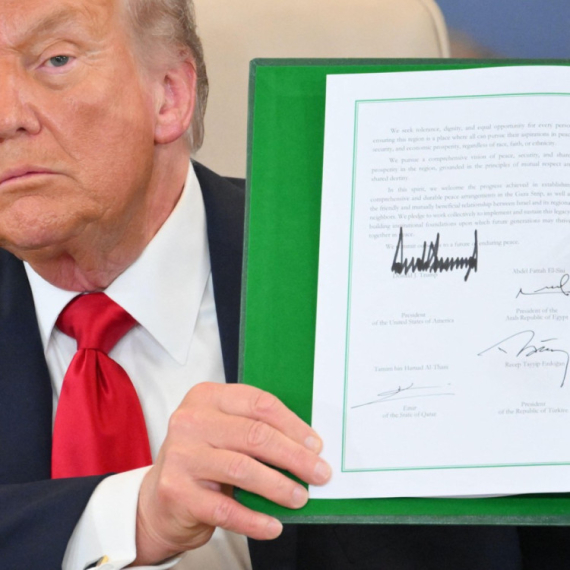 Bela kuća objavila: Potpisano je