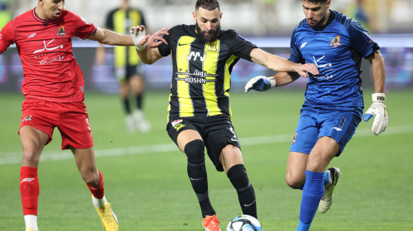 Evropa sve jače zove Benzemu nazad