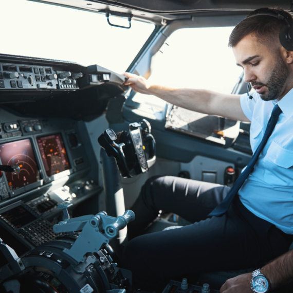 Da li je ovo moguće? Lažni pilot prevozio putnike kroz Evropu