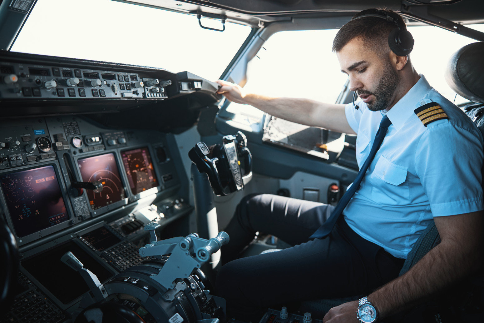 Da li znate šta se dešava u kokpitu dok letite? Podaci o pilotima zabrinuli Evropu
