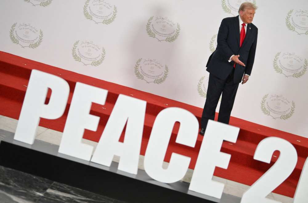 Tramp pružio ruku pomirenja, stigao mu oštar odgovor