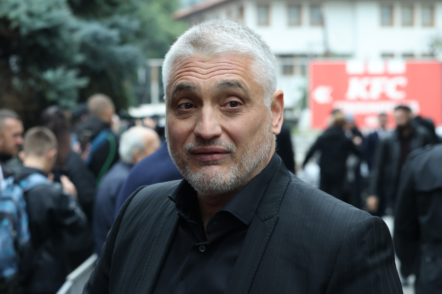 Čeda Jovanović se oglasio nakon navoda o veridbi sa prijateljem FOTO