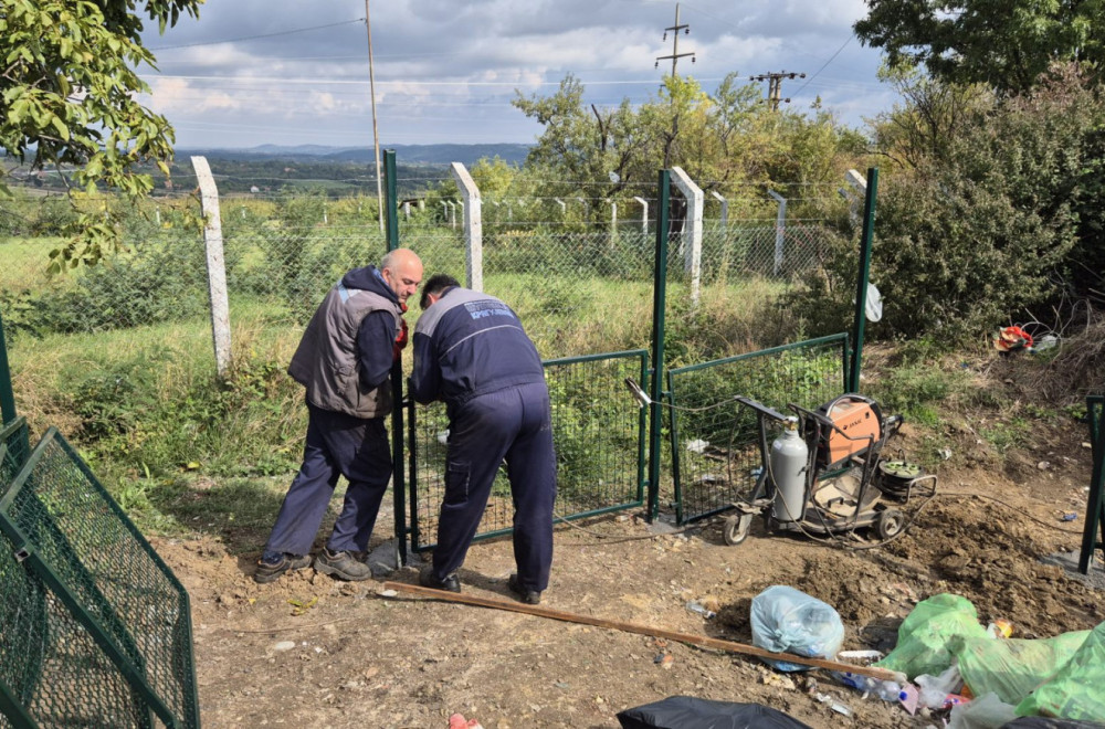 Ograđuju se sabirna mesta za odlaganje otpada FOTO