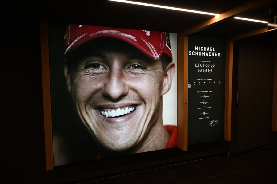 Mihael Šumaher pokazao prvi znak života!?