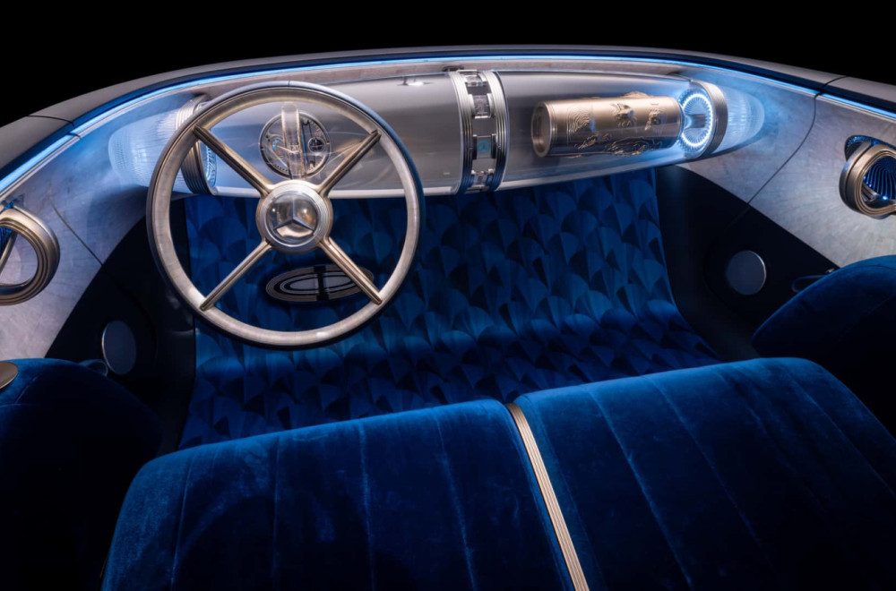 Mercedes predstavio koncept koji menja sve: Ovako će izgledati maska u budućnosti FOTO