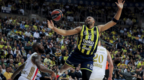 Udarac za Fener – Amerikanac ne igra protiv Dubaija