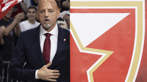 Delije "prihvatile" Obradovića – delirijum u Areni VIDEO