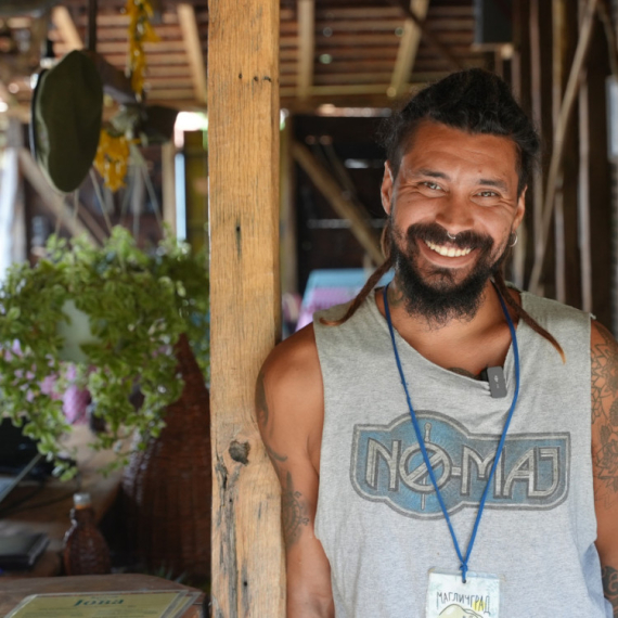 Prešao pola sveta da bi došao u Srbiju: Ovo je Diego iz Argentine koji živi podno Magliča FOTO