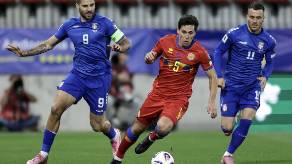 Srbiji ni posle Piksija ne cvetaju ruže; "Igra u drugom planu"; "Ostale su rane od Albanije"