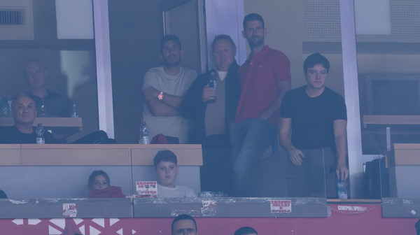 Iz Šangaja u Beograd: Đoković gleda Zvezdu FOTO