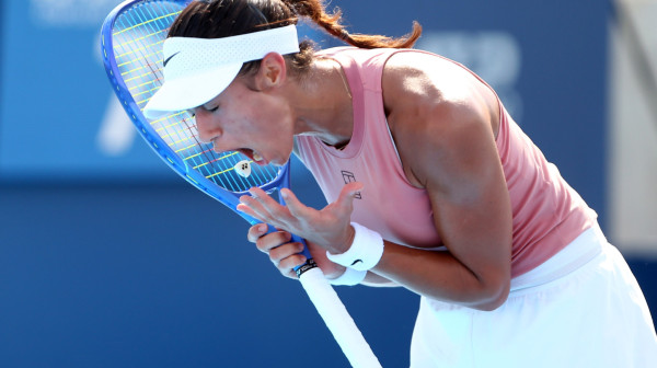 Olga rutinski do četvrtfinala u Osaki