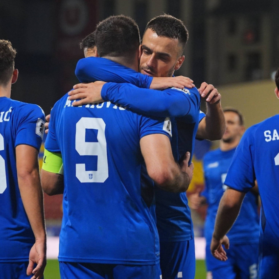 Slaba trojka: Anemična Srbija – "pljušte" kritike