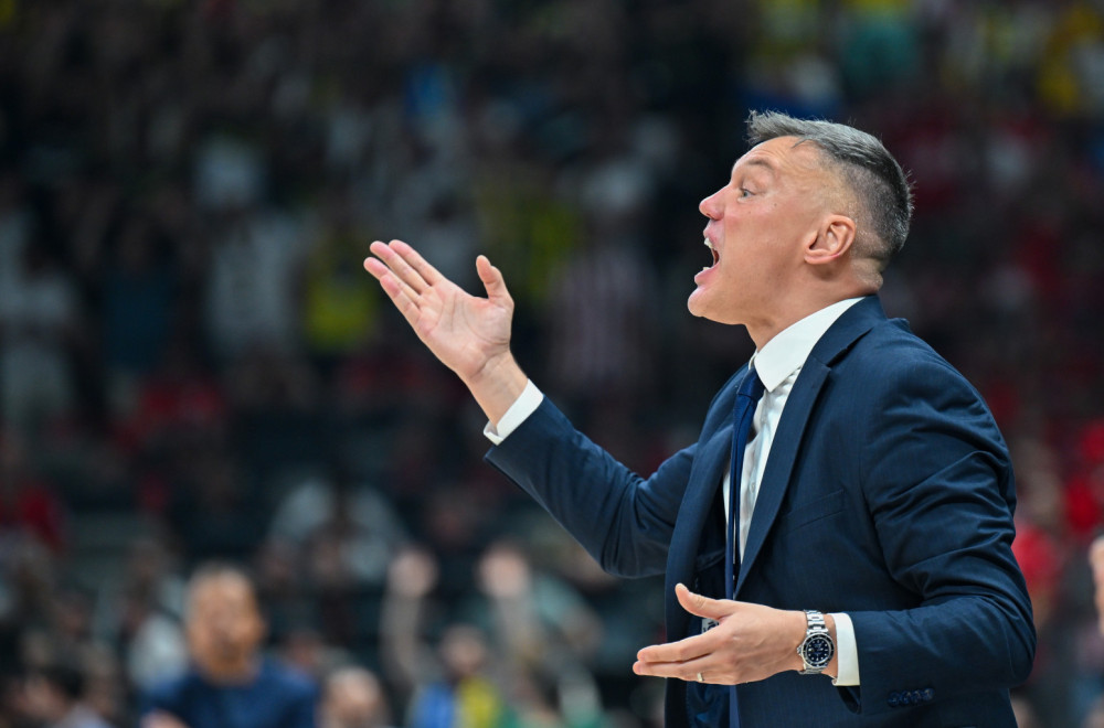 Ne mare za loš start – u Istanbulu žele da Šaras ostane