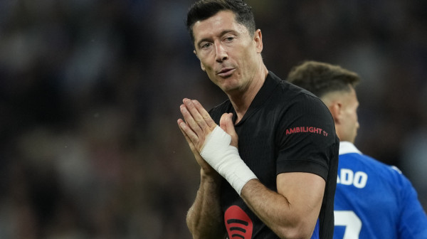 Barselona ljuta na Levandovskog – razlaz na leto?