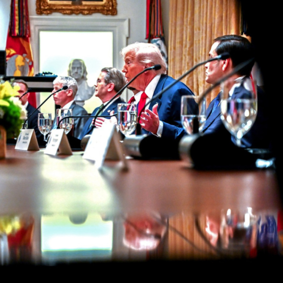 Republikanci i demokrate besni na Trampa; Sve veća tenzija u Kongresu