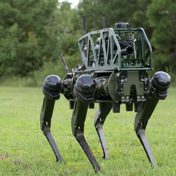 Roboti su spremni za rat FOTO