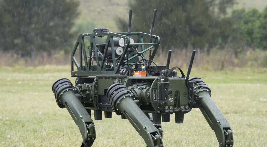 Roboti su spremni za rat FOTO