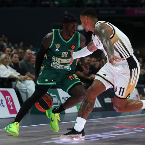 Nan i Holms "zgromili" ASVEL