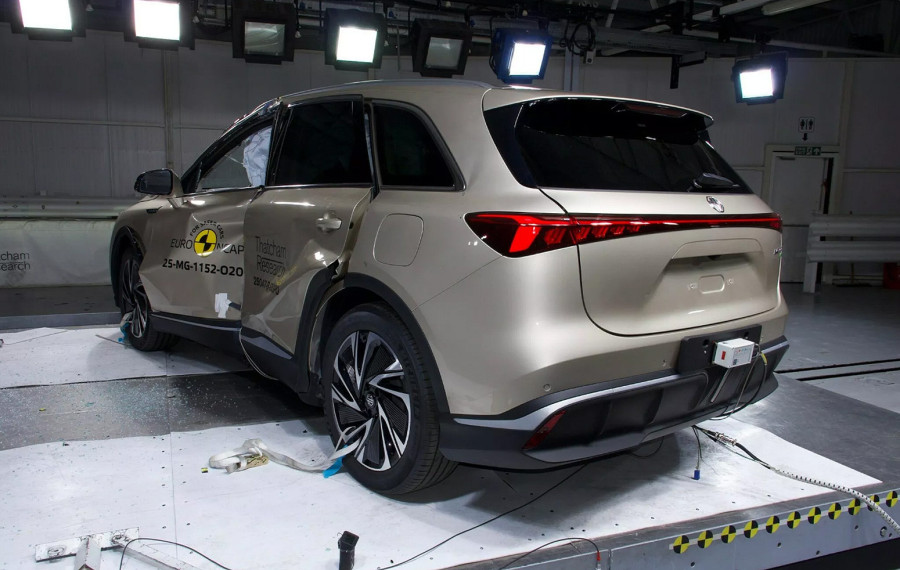 Novi MG model slučajno otkriven FOTO