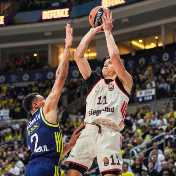 Fener prekinuo seriju poraza – Lučić ponovo dvocifren