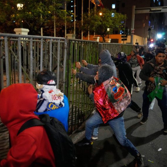 Vojska na ulicama Lime: Proglašeno vanredno stanje; Zabranjeno okupljanje