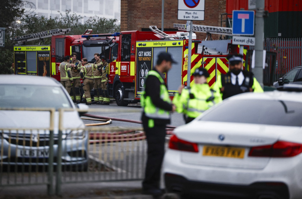 London on fire: 100 firefighters battling blaze; Evacuation underway PHOTO/VIDEO