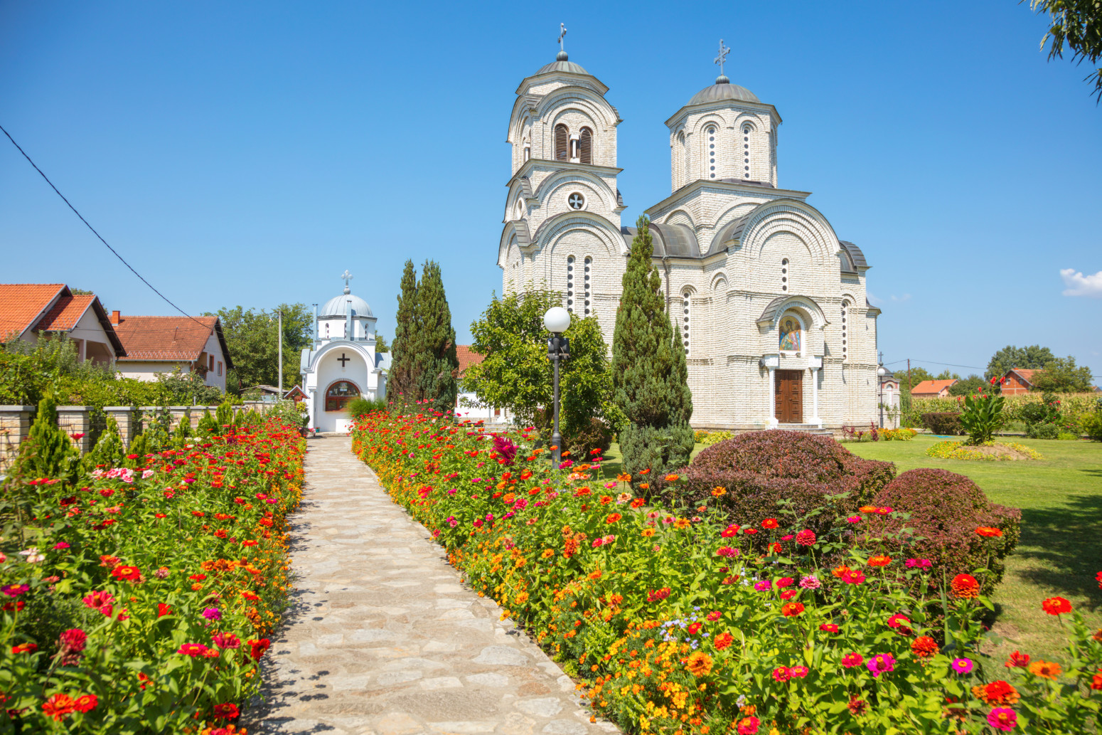 Ova banja u Srbiji ponovo privlači turiste: Lekovita sumporna voda, prelep park i povoljne cene