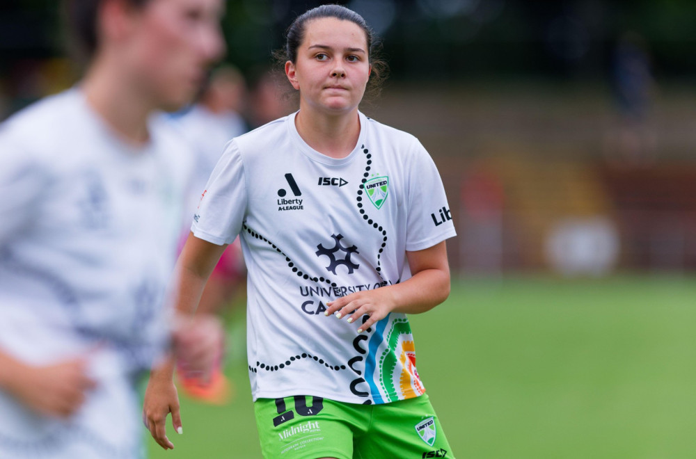 Stojkanović okuplja fudbalerke – debitantkinje iz Praga i Kanbere