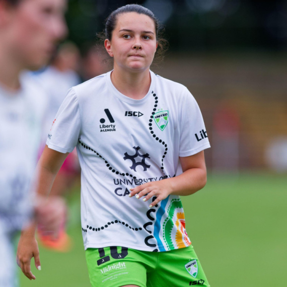 Stojkanović okuplja fudbalerke – debitantkinje iz Praga i Kanbere